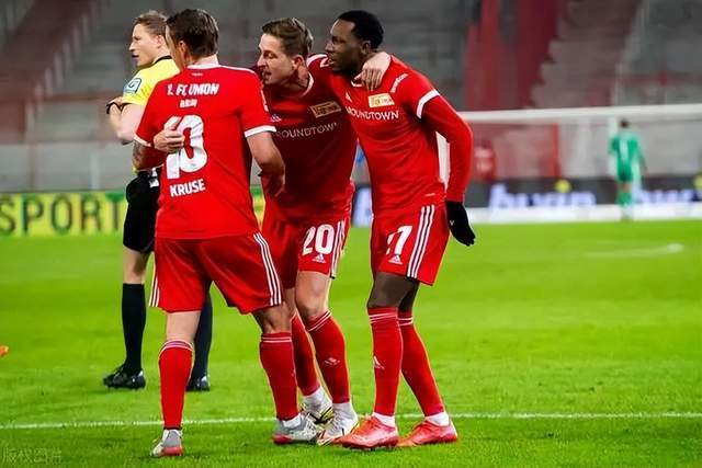 曼城20分钟0-2热刺 队史近14年最快在英超2球落后